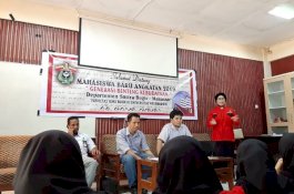 Begini Cara Sastra Daerah Unhas Motivasi Mahasiswa Baru