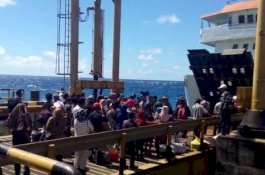 Faktor Cuaca, Penyeberangan Feri Rute Pamatata-Bira Dihentikan Sementara