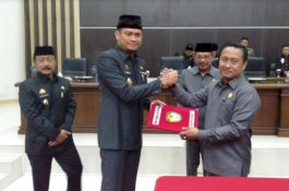7 Fraksi DPRD Terima Ranperda APBD Perubahan Pemkab Gowa 2019