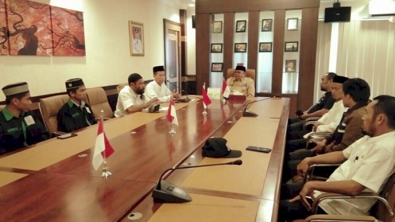 Aliansi Umat Islam Kabupaten Jeneponto bertemu Sekda Jeneponto, Syafruddin Nurdin, Rabu (14/8/2019).