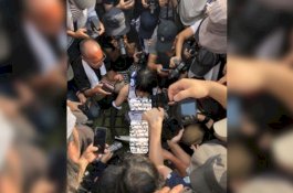 Rok Mininya Jadi Target Kerumunan Fotografer di Jepang, Cosplayer Kabur Sambil Menangis