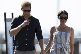 Meghan Markle dan Pangeran Harry Dikecam Karena Gunakan Jet Pribadi