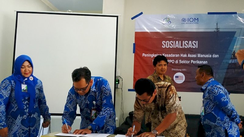 Badan Penyelenggara Jaminan Sosial Ketenagakerjaan (BPJS-TK) Cabang Makassar bekerja sama Pelabuhan Perikanan Perintis Untia untuk memberi perlindungan tenaga kerja di wilayah pelabuhan. 