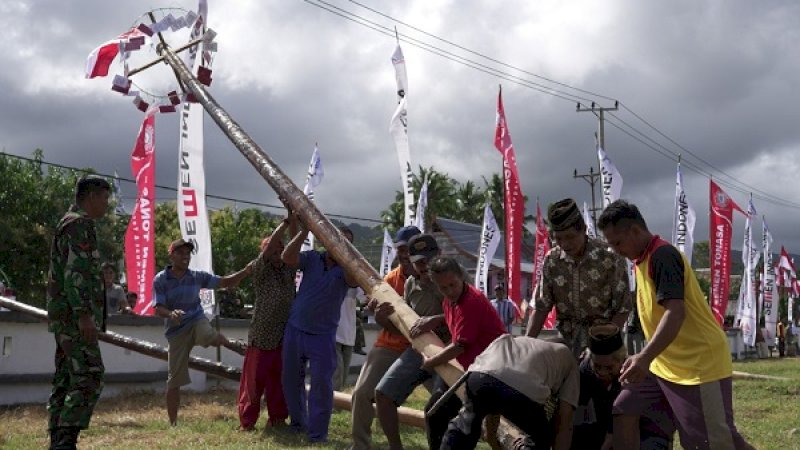 BUMN Hadir untuk Negeri di Selayar: Upacara Bendera, 2.000 Paket Sembako, hingga Festival