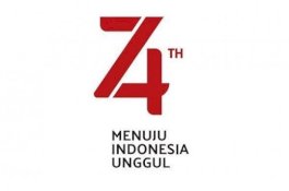 Ups... Komandan Upacara Salah Sebut Umur Indonesia