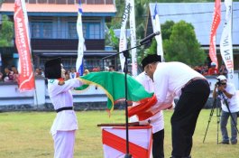 Direktur Semen Indonesia Irup HUT RI di Bontosikuyu Selayar, Lomba Bertabur Hadiah