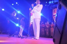 Ayah Meninggal Akibat Penyakit yang Sama, Adnan dan Shinto Kompak Menyanyikan 