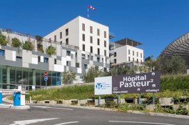 Terlalu Bersemangat 'Begituan' di Balkon, Turis Ini Malah Terjatuh