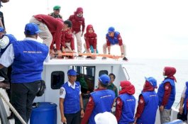 Ambulans Laut Pemprov Sulsel Meluncur Evakuasi Warga Pulau Sabutung