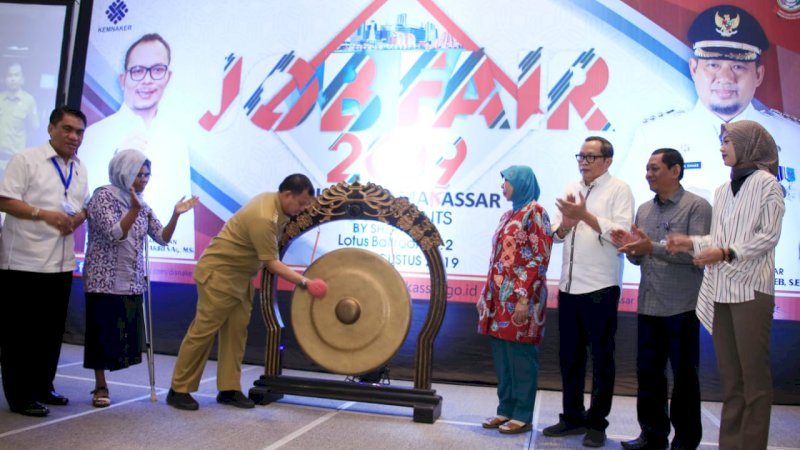 90 Perusahaan Buka 3000 Loker di Job Fair Makassar 2019, Minat?