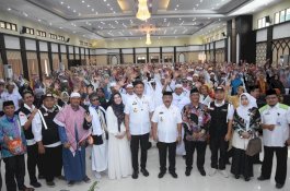 Adnan Purichta Lepas Rindu dengan 450 Jemaah Haji Gowa