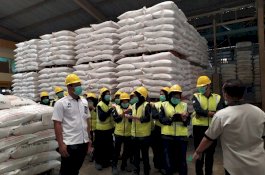 AK Manufaktur Bantaeng Boyong Mahasiswa ke PT Japfa Comfeed Indonesia Tbk Unit Makassar