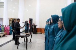 Pj Wali Kota Makassar Lantik Pengurus TP PKK