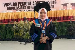 Anak Petani Bulukumba Raih Gelar Doktor di UNM dengan Predikat Cumlaude