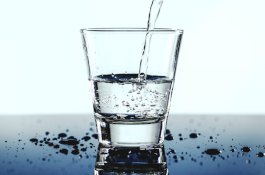 WHO Sebut Mikroplastik di Air Mineral Kemasan Belum Berbahaya