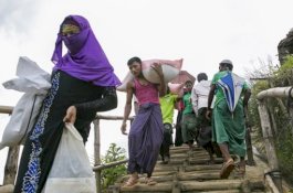 Sudah Disiapkan 15 Bus, Tak Seorang Pun Pegungsi Rohingya Ingin Pulang ke Myanmar