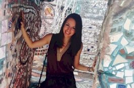 Kulit Saal Tertinggal di Kuku Jari Carolyn