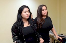 Duo Semangka Ngaku 'Anunya' Pernah Dipegang saat Manggung