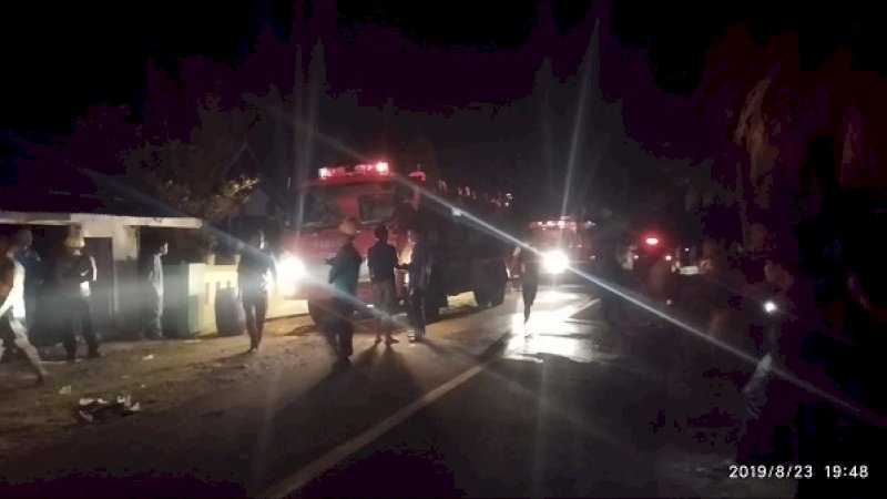 Pemerintah Kabupaten Kepulauan Selayar diharapkan menempatkan armada mobil kebakaran di tiap ibu kota kecamatan atau membangun Pos Damkar untuk untuk mengantisipasi kejadian awal.