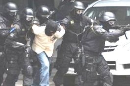 Densus 88 Bekuk Penjaga Apotek Terduga Teroris di Blitar