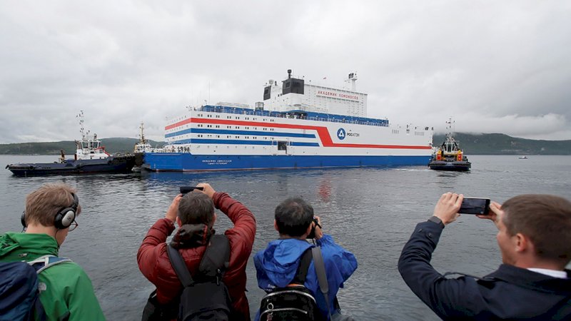 Stasiun Tenaga Nuklir Rusia yang Mengapung Disebut 'Chernobyl on Ice'