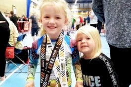 Gadis 5 Tahun Menjadi Juara Seni Bela Diri Dunia