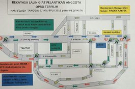 Pelantikan DPRD, Sat Lantas Polres Jeneponto Rekayasa Lalu Lintas