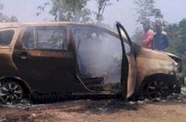 AK Habisi Suami dan Anak Tiri Lalu Bakar Jenazah dengan Mobil karena Utang