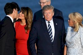 Tatapan Mata Melania pada PM Kanada Bikin Trump Cemberut, Ini Foto-fotonya