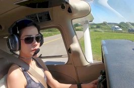 Mantan Tentara, Ini Foto-foto Cantik Permaisuri Raja Thailand