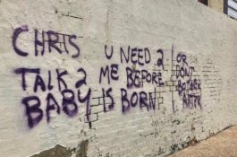 Cari Pria yang Menghamilinya, Wanita ini Coret-coret Pesan di Seisi Kota