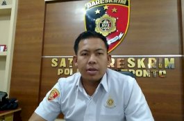 Diduga Cium Stafnya yang Istri Polisi, Oknum Kadis di Jeneponto Dijemput Polres