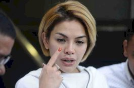 Ngamuk, Nikita Mirzani Labrak Pengacara Elsa Syarief di Depan Hotman Paris