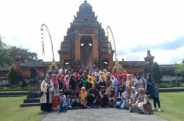 Rombongan TAPD Bulukumba Seliweran ke Bali Tuai Kritikan