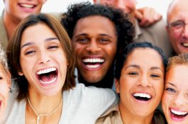 Kumpul Bareng Teman Jangan Lupa Tertawa, Karena Banyak Manfaatnya