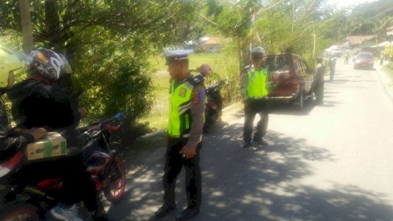 Hari pertama pelaksanaan Ops Patuh 2019 Polres Tana Toraja dilaksanakan di Jalan Tritura Batupapan, Kabupaten Tana Toraja, Kamis (29/8/2019).