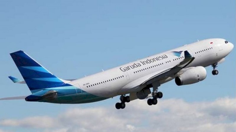 Garuda Indonesia Berlakukan Larangan Penumpang Bawa MacBook Pro 15 Inci