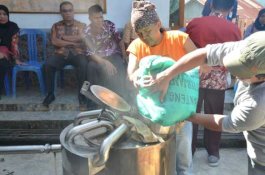 Luar Biasa, Pemuda Sinjai Ini Daur Ulang Sampah Jadi BBM