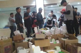 Gerebek Gudang Kosmetik Ilegal di Makassar, Tiga Orang Ikut Ditangkap