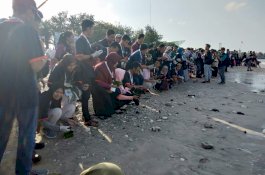 Kontingen PIMNAS UNM Lepas Tukik di Bali