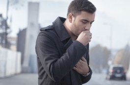 Batuk Perokok: Penyebab, Gejala dan Perawatanya