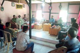 Temui Warga Topanda, Yusuf Ali Janji Prioritaskan Petani