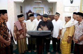 Iqbal Suhaeb Resmikan Masjid di Pa'bentengang Sekaligus Letakkan Batu Pertama TPA