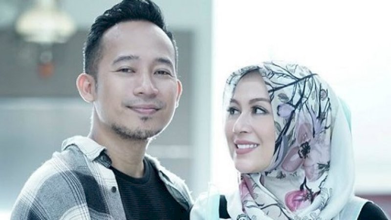 Denny Cagur bersama sang istri Shanty. (Foto: Dream)
