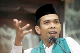 Melucu Tato Ular Kobra Jadi Cacing Pita, Ustaz Somad Buat Geger Penghuni Rutan Salemba