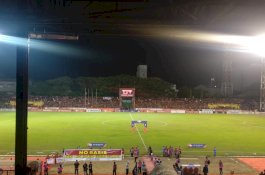 Lini Tengah Kewalahan, PSM Tertinggal 1-0 dari Persela di Babak Pertama