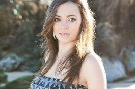 Momen Mengerikan Penyanyi Tewas Saat Terkena Kembang Api di Atas Panggung