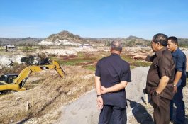 Sebelum Hadiri Paripurna DPRD, Bupati Sidrap Cek Proyek Irigasi Alebbong Patommo