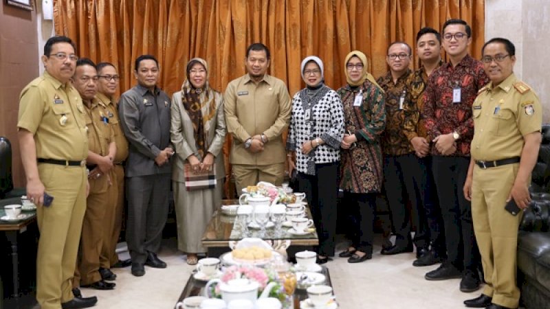 Manajemen Bank Tabungan Negara (BTN) Cabang Makassar bertandang ke rumah habatan Pj Wali Kota Makassar, Iqbal Suhaeb, Selasa  (3/9/2019).