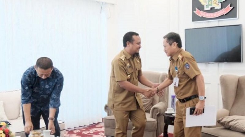 Wakil Gubernur Sulsel Andi Sudirman Sulaiman, menerima kunjungan Dinas Tenaga Kerja dan Transmigrasi (Disnakertrans) Sulsel, di Baruga Lounge Kantor Gubernur, Selasa (3/9/2019).